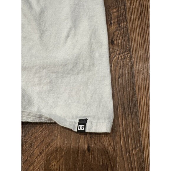 Vintage Y2K 2000s DC Shoes Skate Graphic White T-Shirt Sz L Double Sided Grunge - Picture 5 of 6
